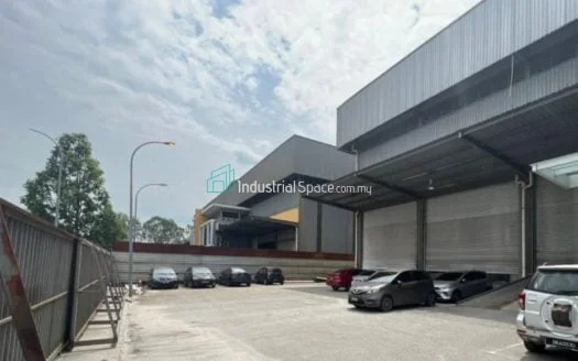 Warehouse For Sale in Northport BU 35,000 Sqft